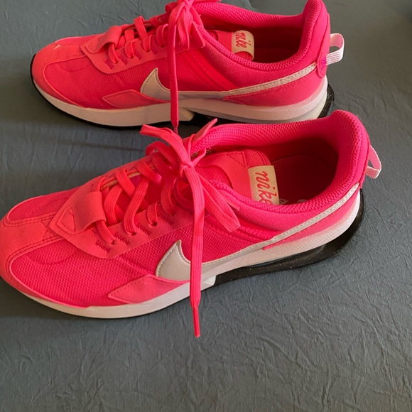 Nike Air Max Pre-Day sneakers Woman’s size 7 - Picture 4 of 5